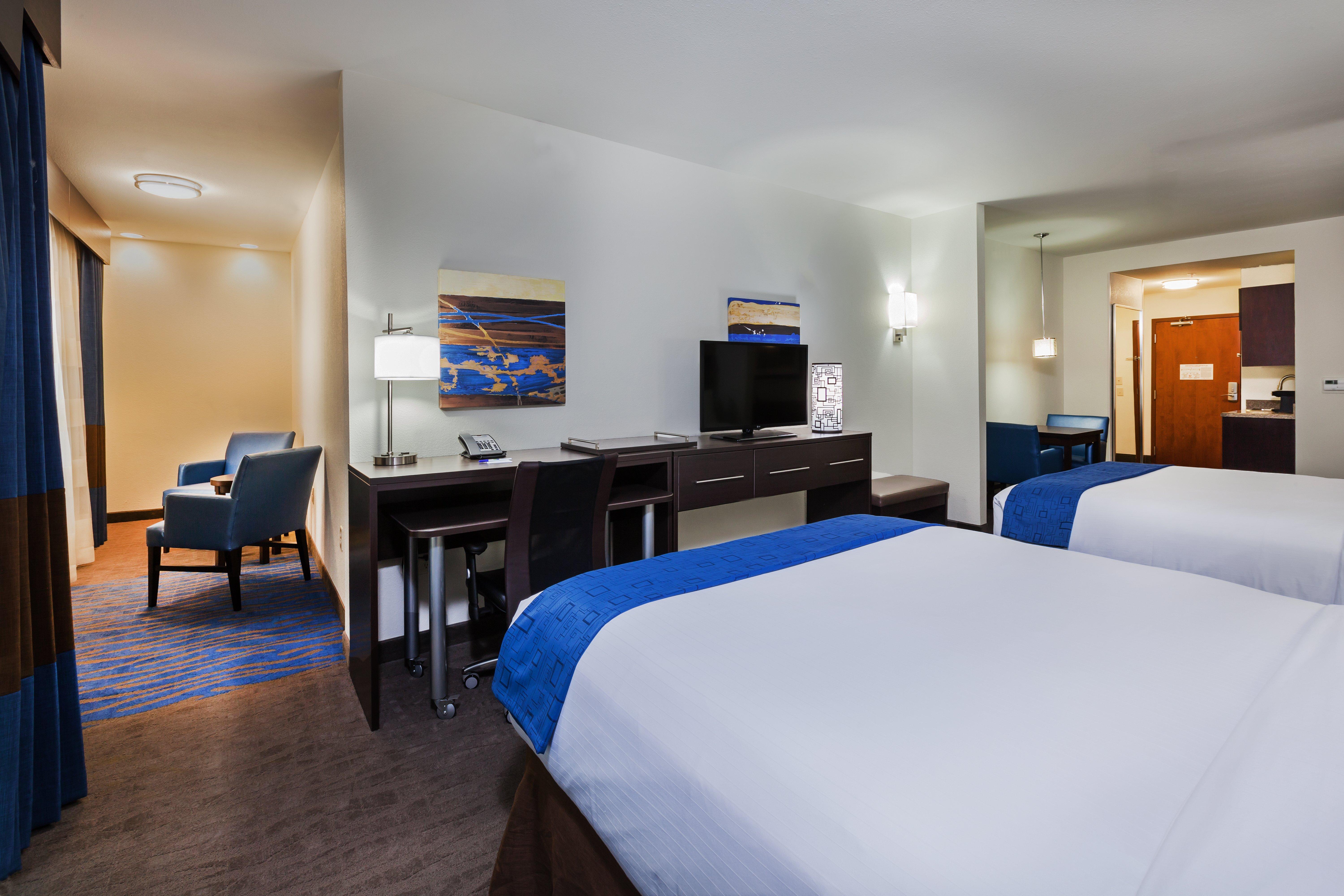 Holiday Inn Express & Suites Glenpool By Ihg Exterior photo