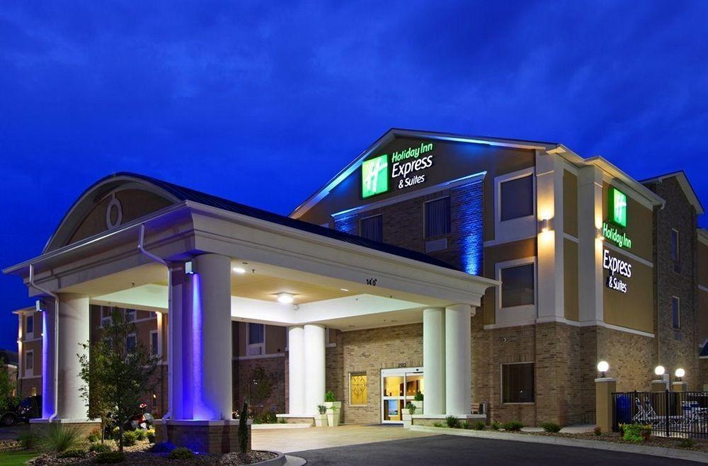 Holiday Inn Express & Suites Glenpool By Ihg Exterior photo