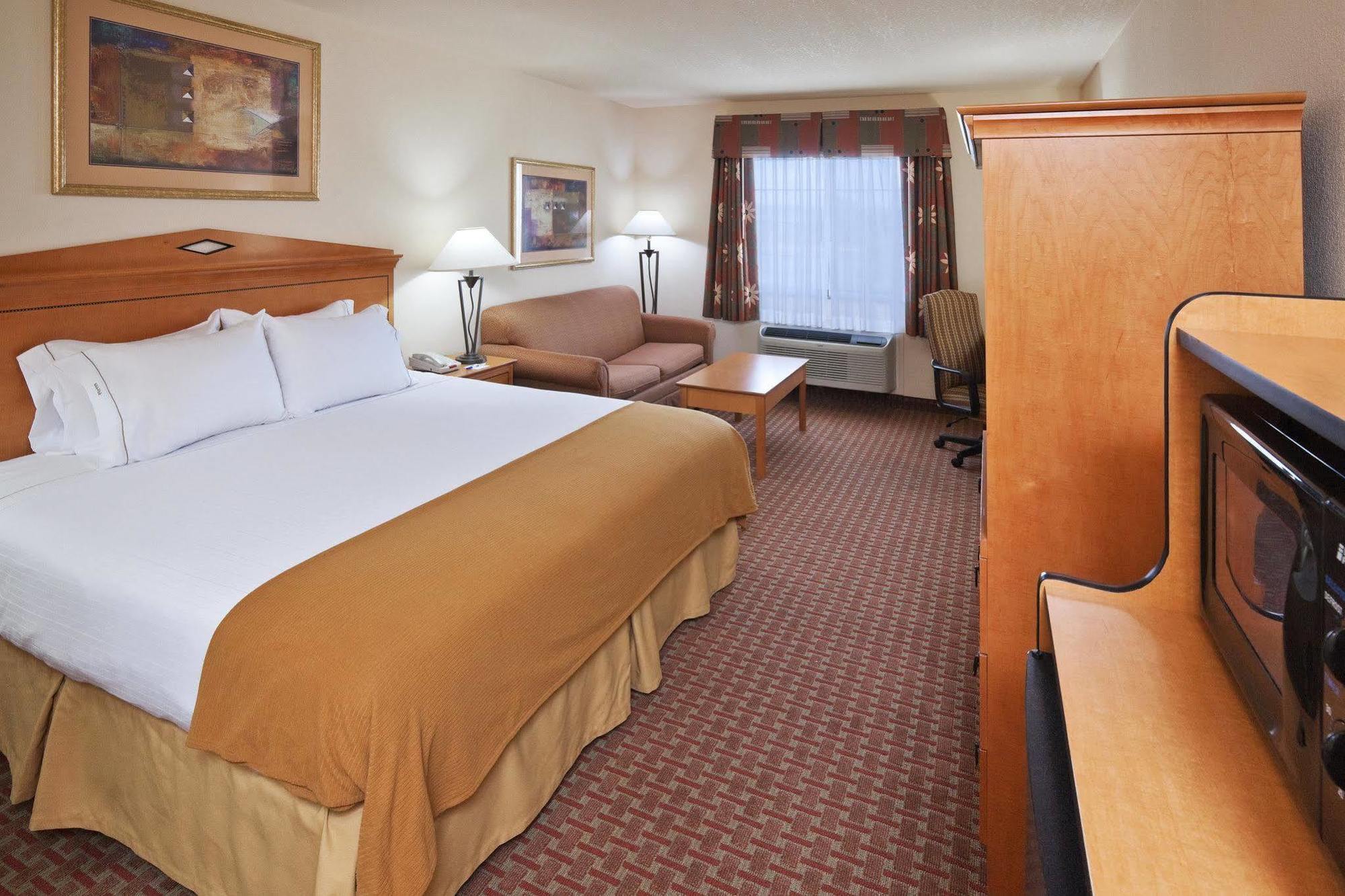 Holiday Inn Express & Suites Glenpool By Ihg Exterior photo